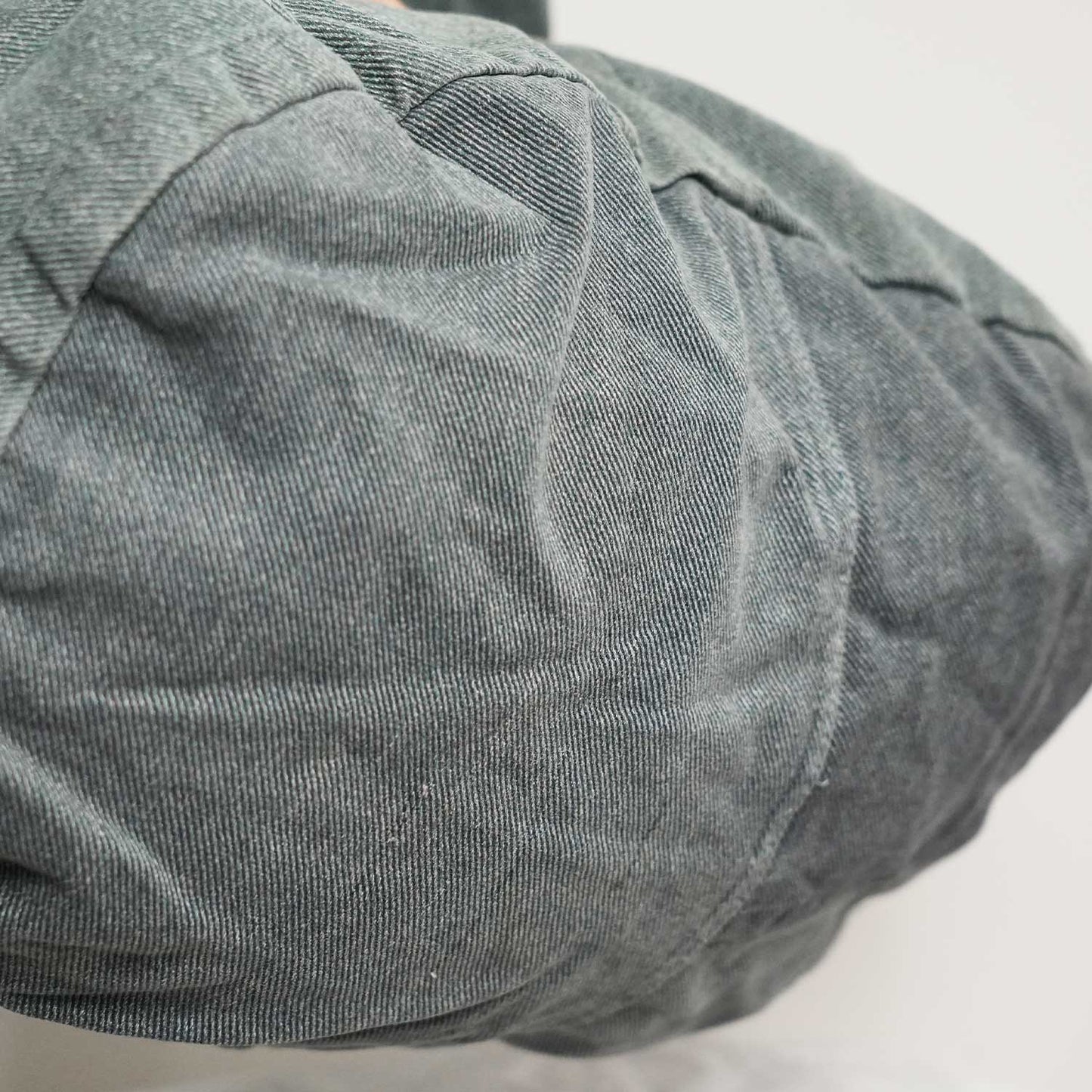 Royal Army Slouch Bag ヴィンテージ スイスアーミー デニムジャケットリメイク × 鹿革ハンドル