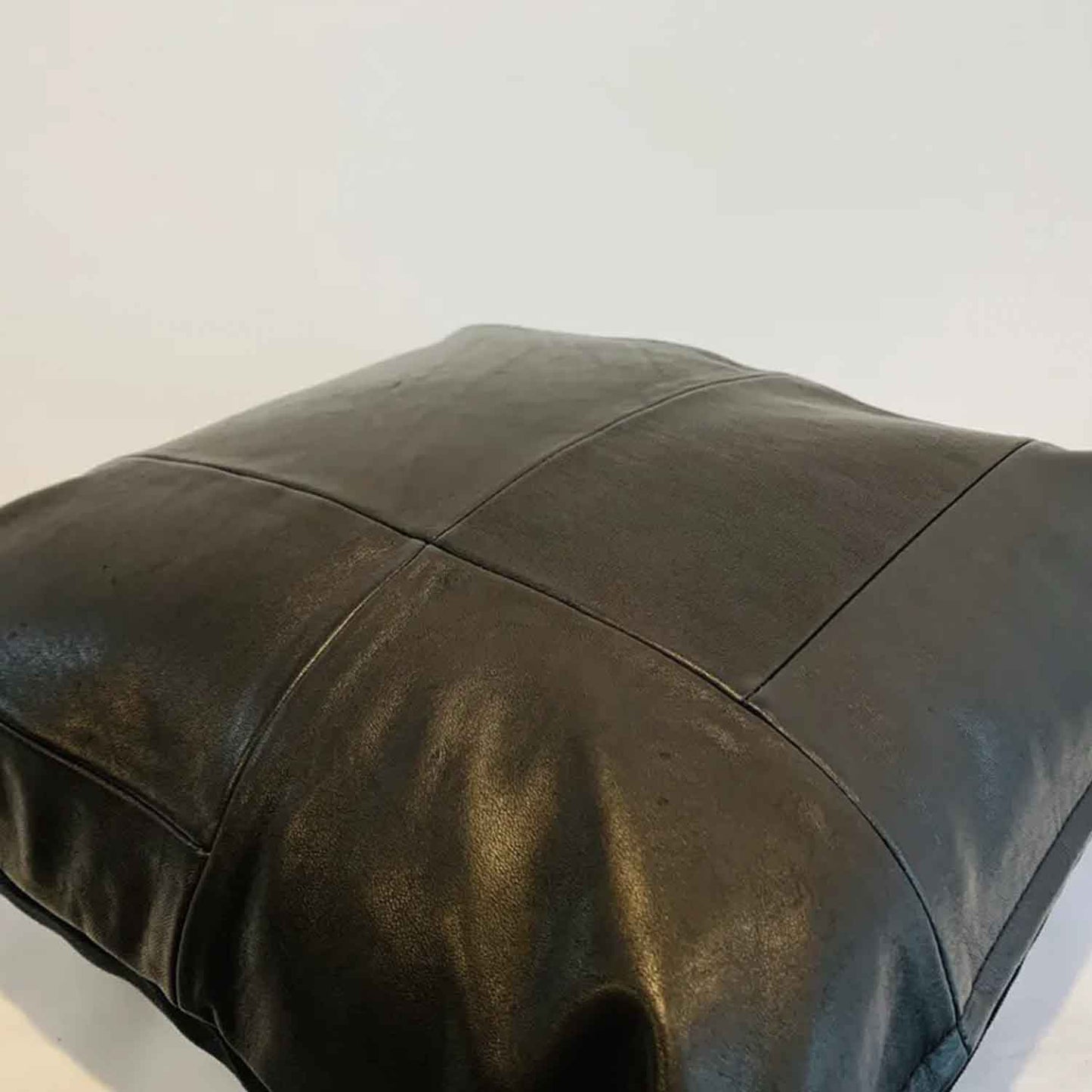 商品管理 TK-Leather クッション(TKR-CS-LPTW45)(馬革&牛革パッチワーク45cm角ヴィンテージクッション)|T.K GARMENT SUPPLY|リメイク・リサイクル・ナチュラルをメインコンセプトとして掲げたブランド 動物の命を大切にリメイク