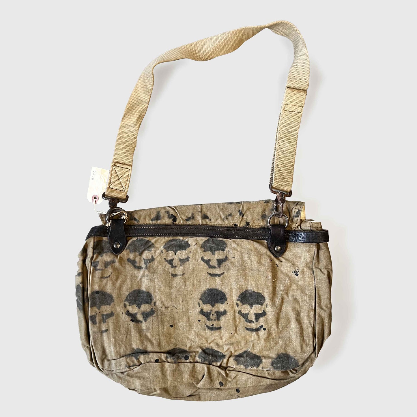 ポストマンBAG(60sフランスミリタリーテントリメイク)|T.K GARMENT SUPPLY|リメイク・リサイクル・ナチュラルをメインコンセプトとして掲げたブランド
