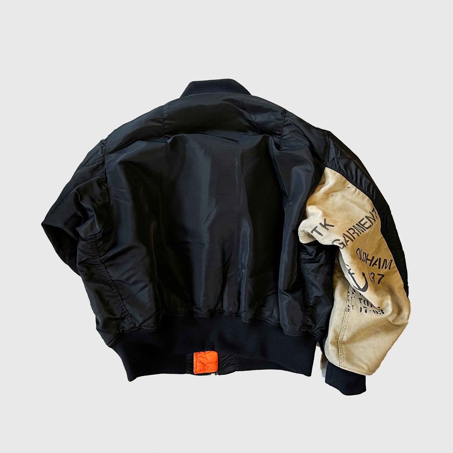MA1リメイクフライトジャケット|T.K GARMENT SUPPLY|リメイク・リサイクル・ナチュラルをメインコンセプトとして掲げたブランド 裏面