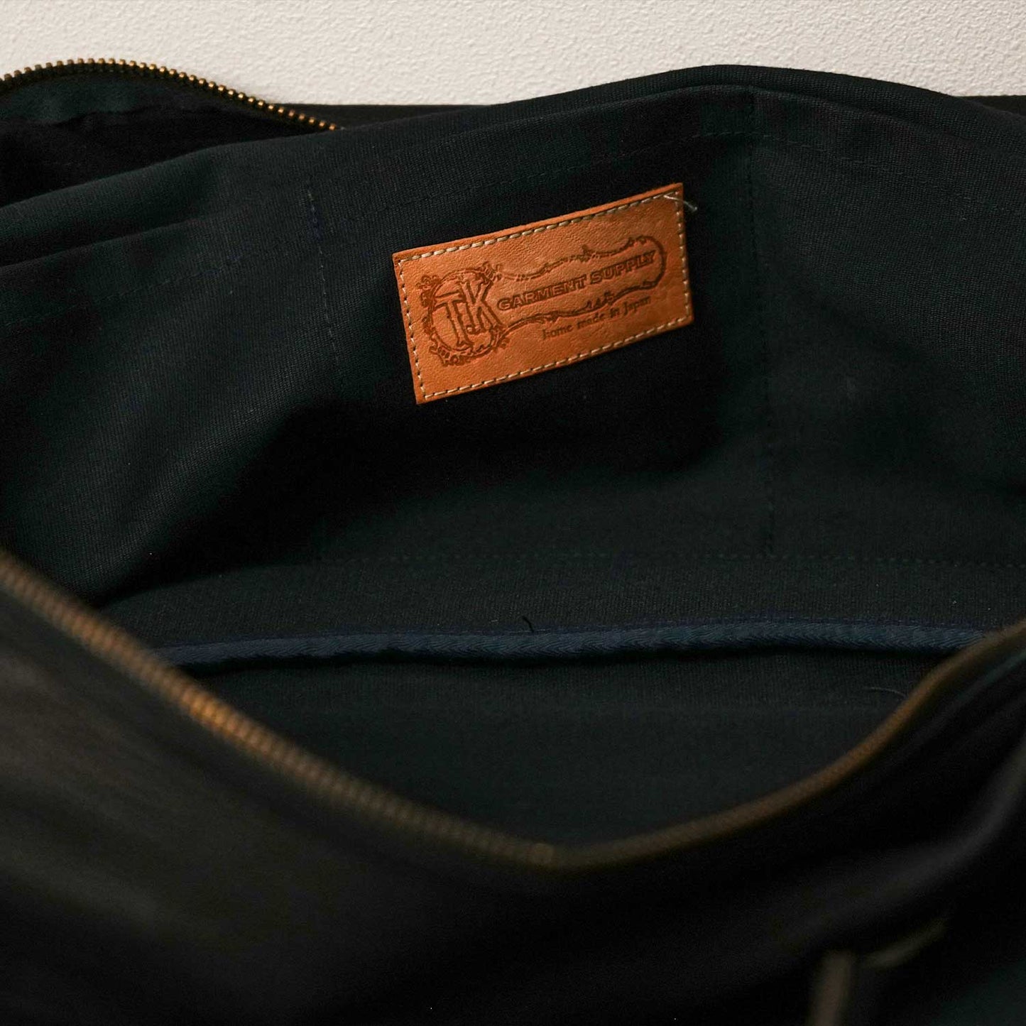 TANKER CLOTH × DEERSKIN BOSTON BAG 日本製USタンカース生地 × ディアスキン ボストンバッグ